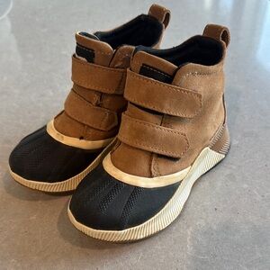 Sorel Brown and Black Waterproof Boots with Velcro Straps